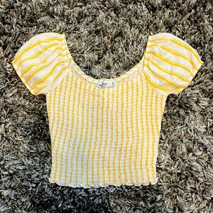 Hollister - women’s crop top